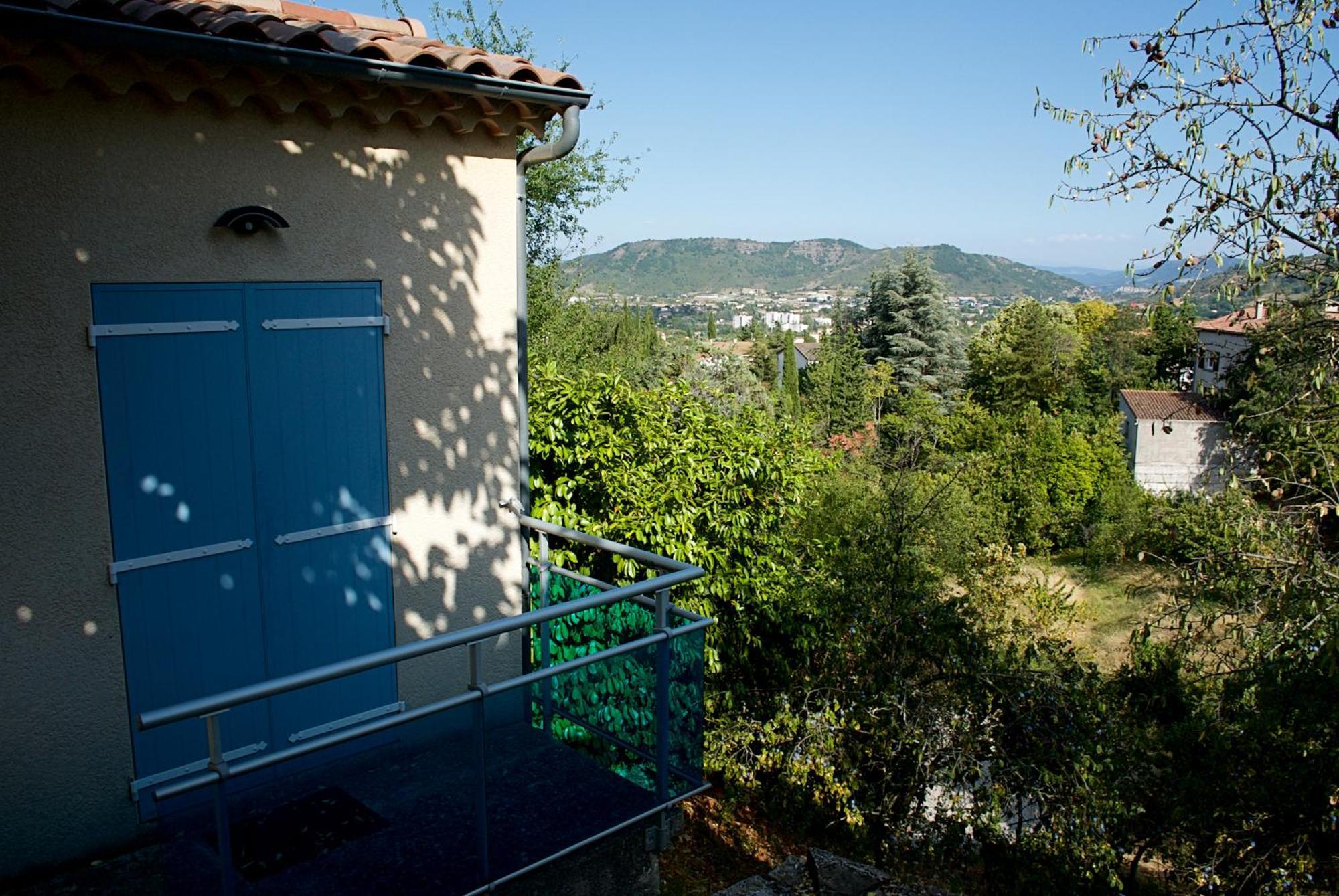 Nid Douillet - Les Fargettes - Superbe Vue - Charmante Petite Maison Avec Jardin - 2 Pieces A Privas Exterior foto