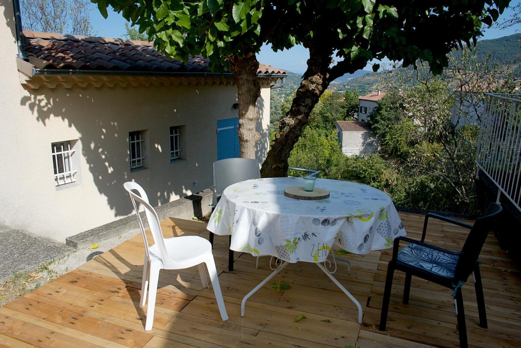 Nid Douillet - Les Fargettes - Superbe Vue - Charmante Petite Maison Avec Jardin - 2 Pieces A Privas Exterior foto